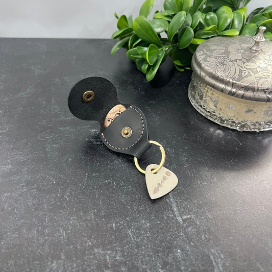 Custom Guitar Pick Keychain Set – Engraved Bone Pick with Leather Pouch + Second Personalized Pick