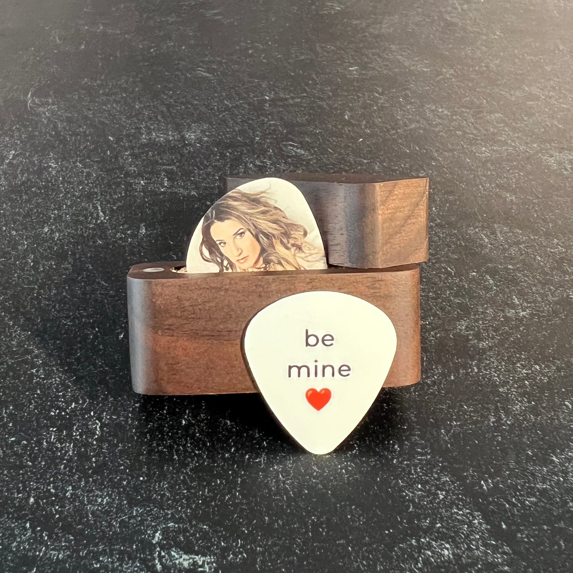 custom photo guitar pick with wood magnetic box